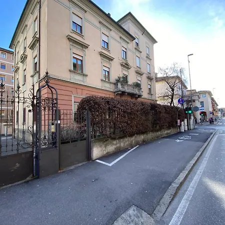 Elegante In Centro Apartament